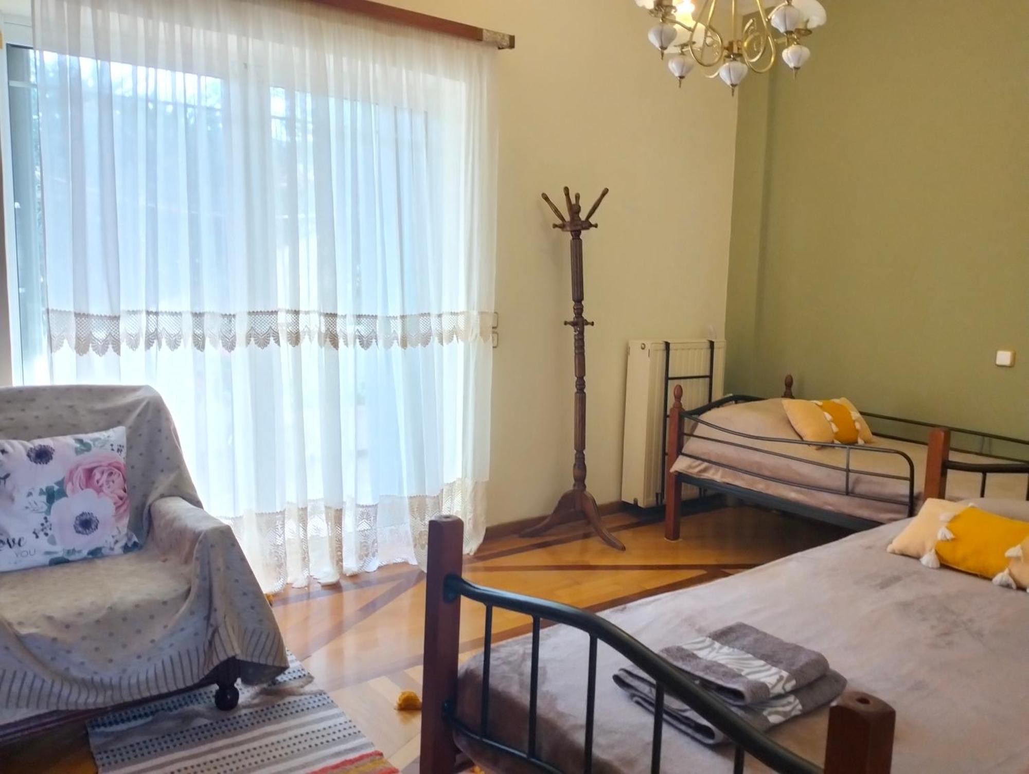 The Nearest Apt To The Airport Artemida  Bagian luar foto